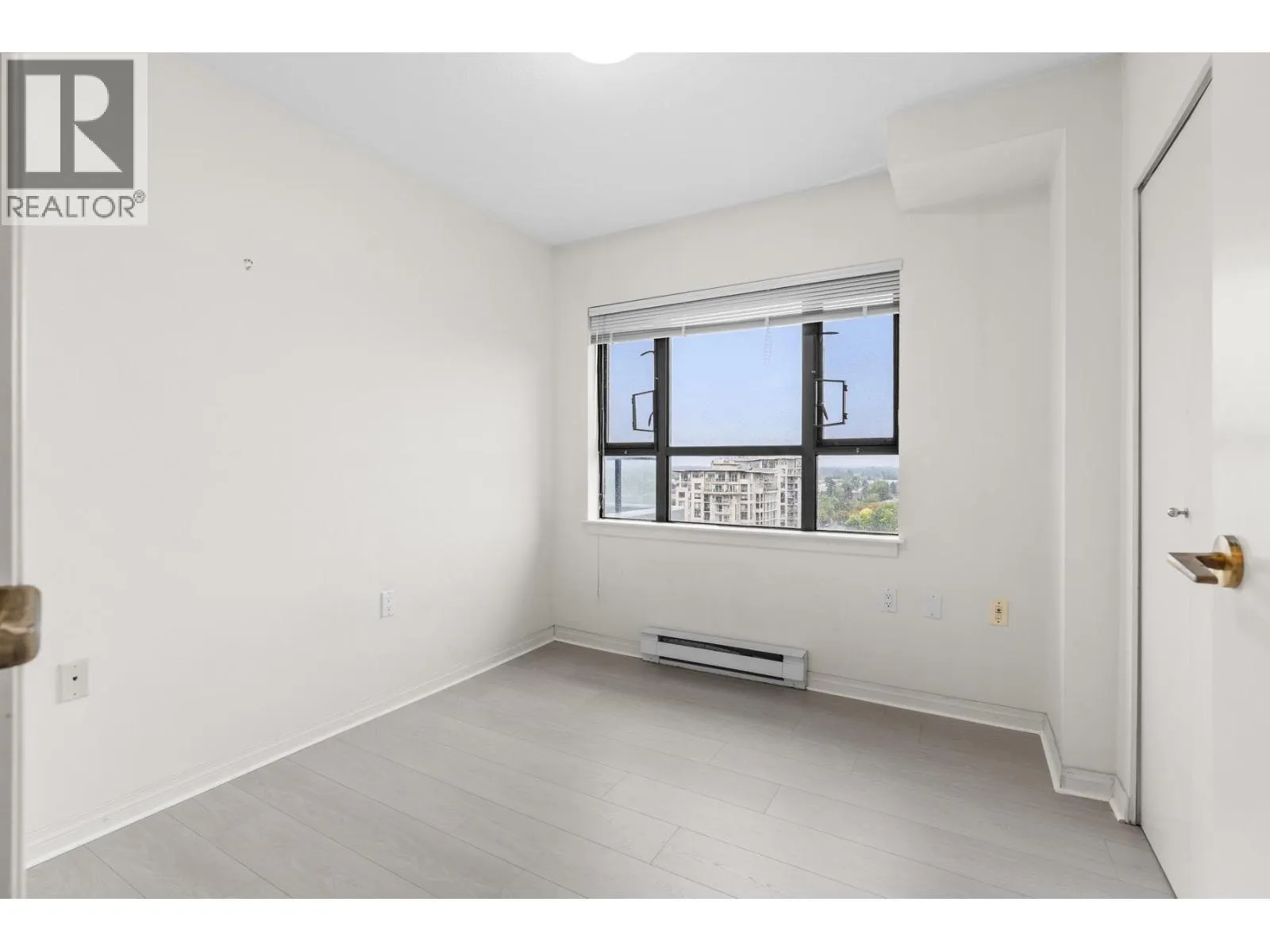 1605 6611 COONEY ROAD
