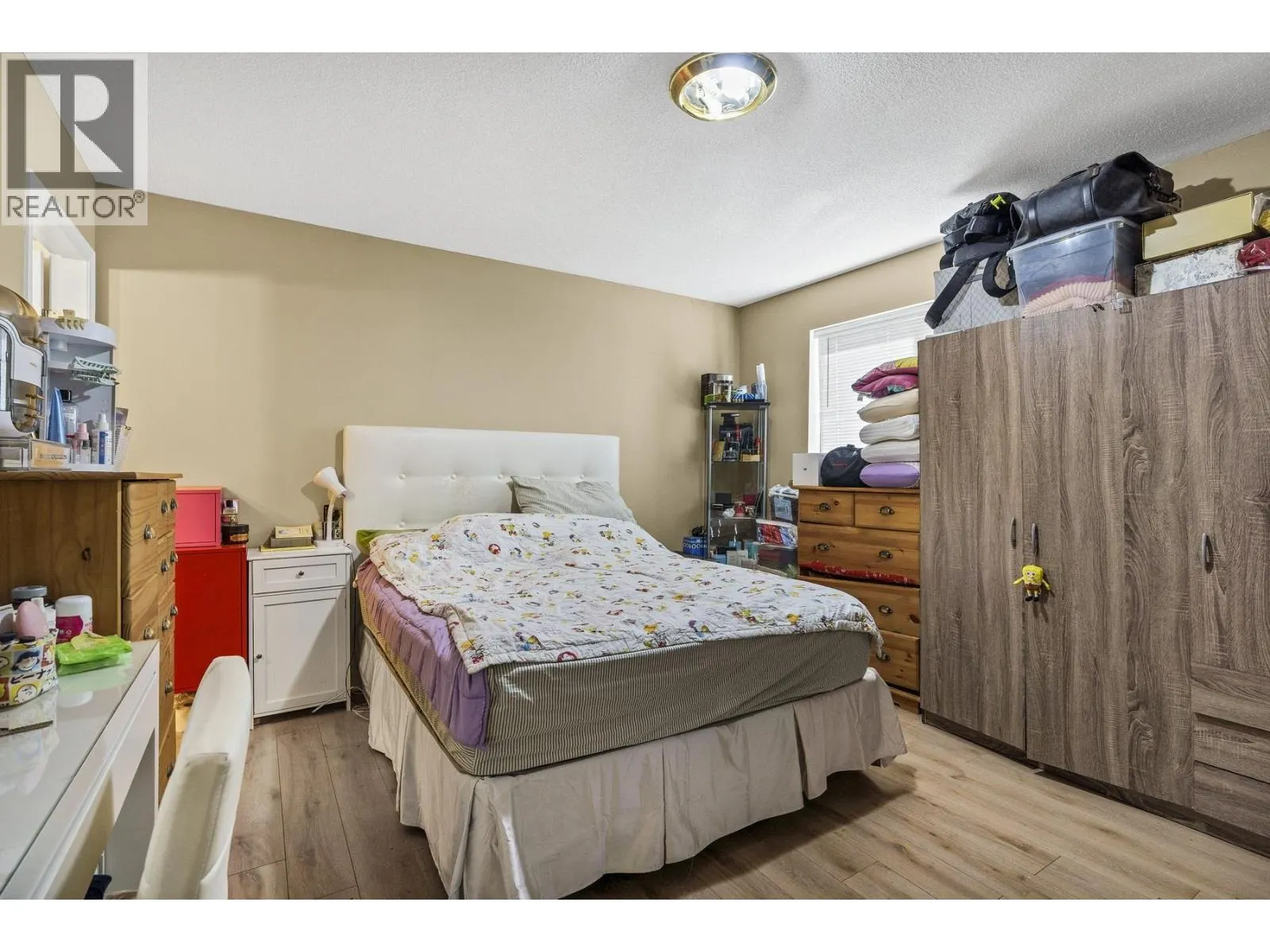1303 6611 COONEY ROAD