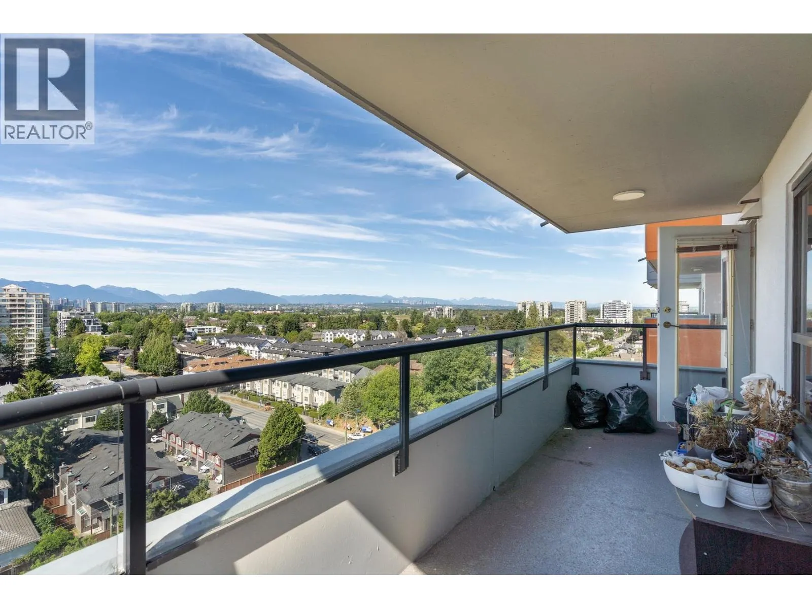 1303 6611 COONEY ROAD