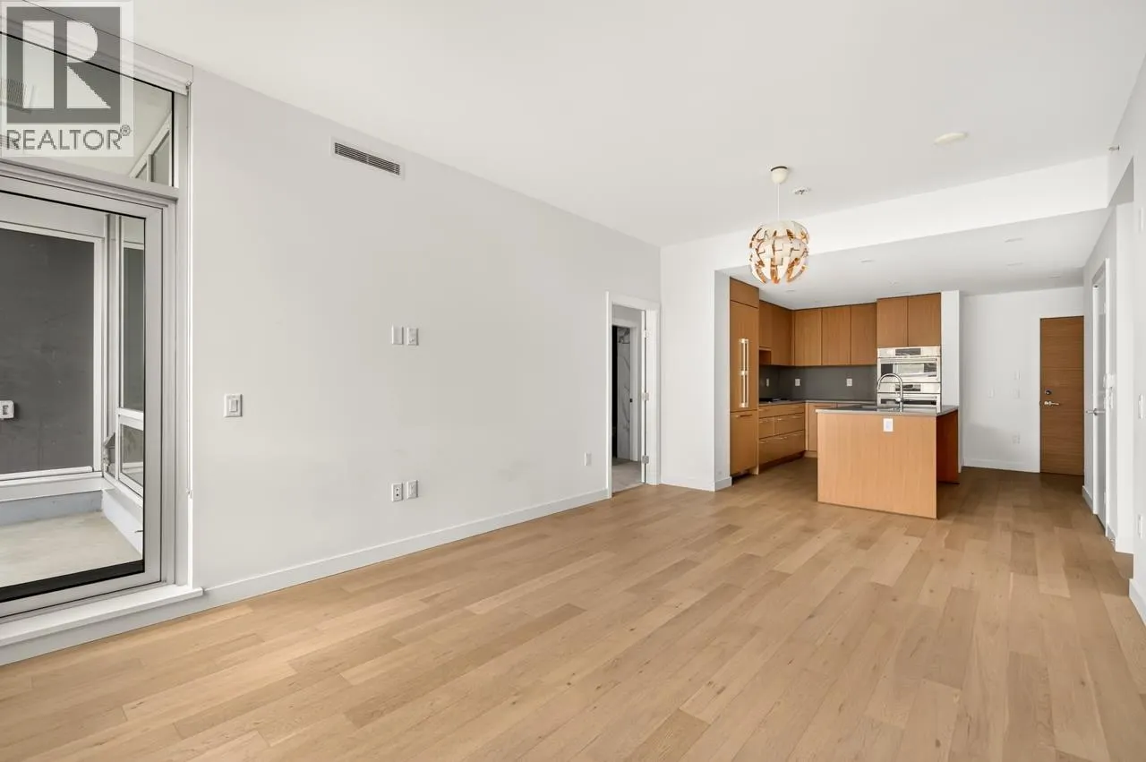 307 4988 CAMBIE STREET