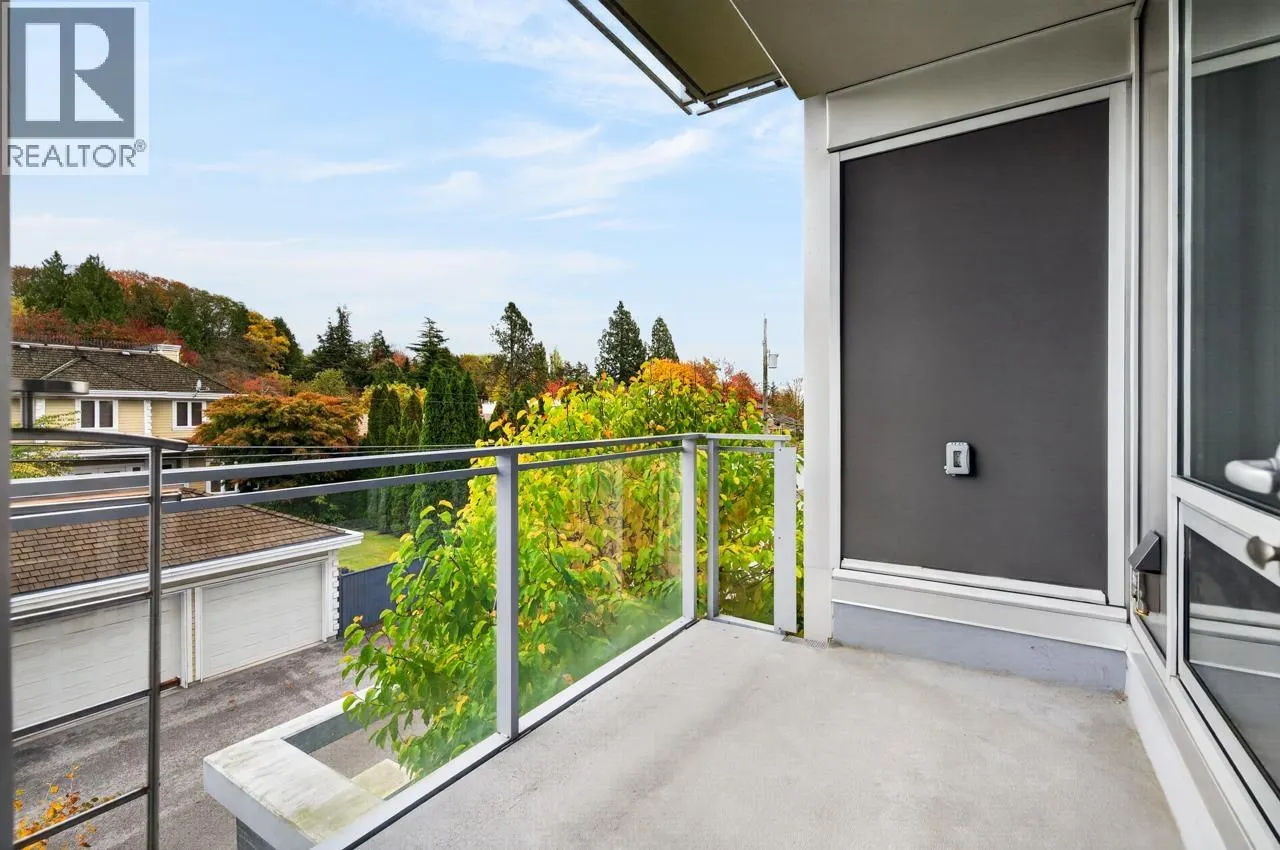307 4988 CAMBIE STREET