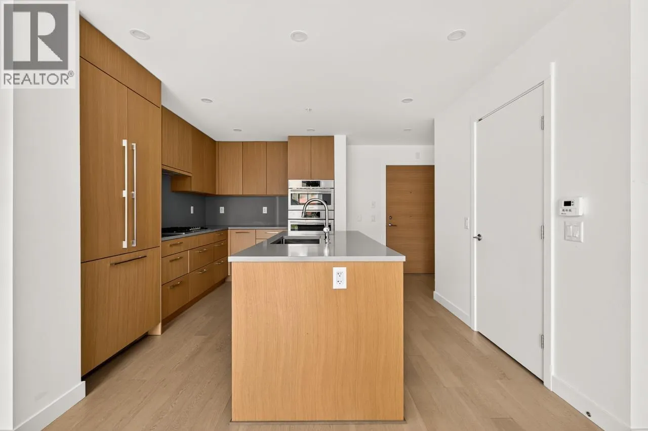 307 4988 CAMBIE STREET