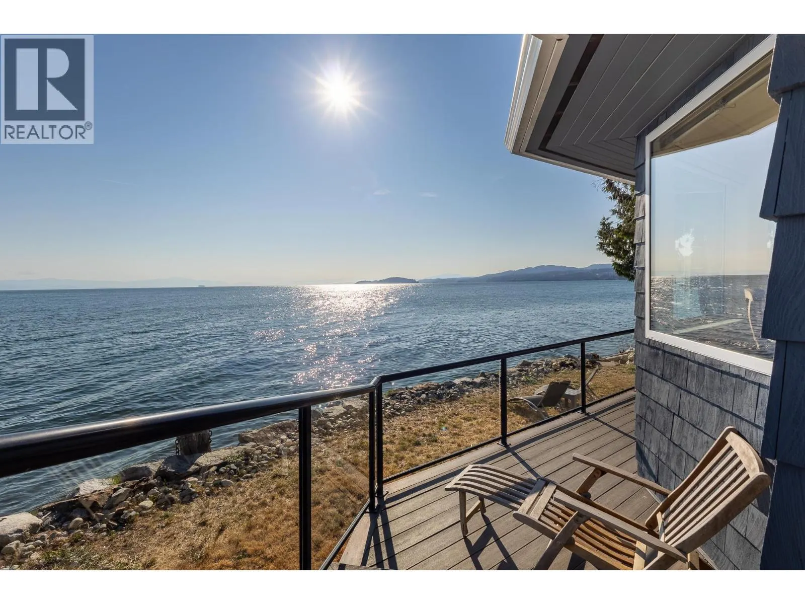 4857 SUNSHINE COAST HIGHWAY