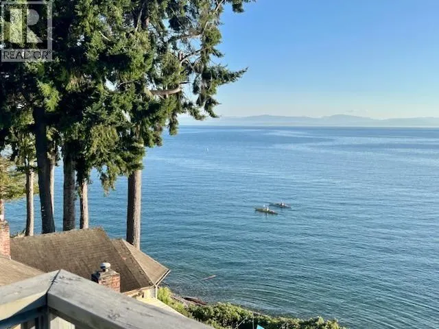 4857 SUNSHINE COAST HIGHWAY