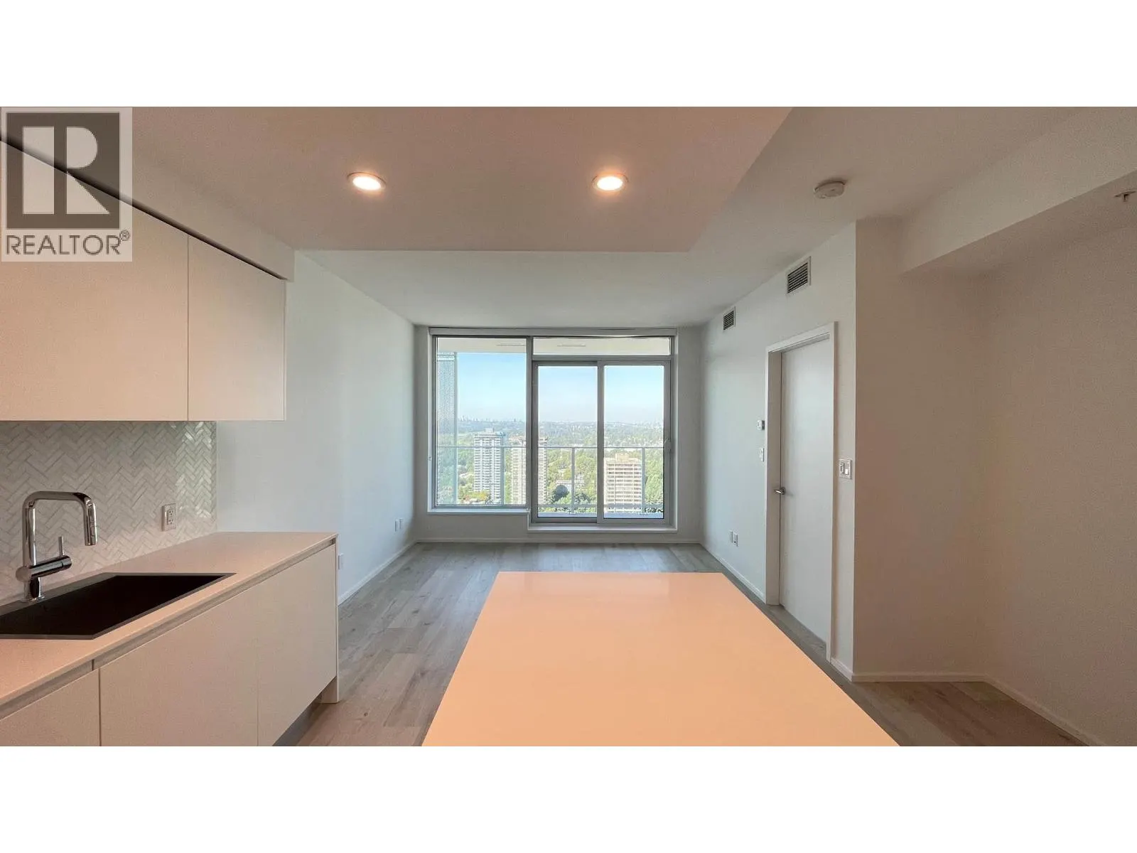 3833 EVERGREEN PLACE