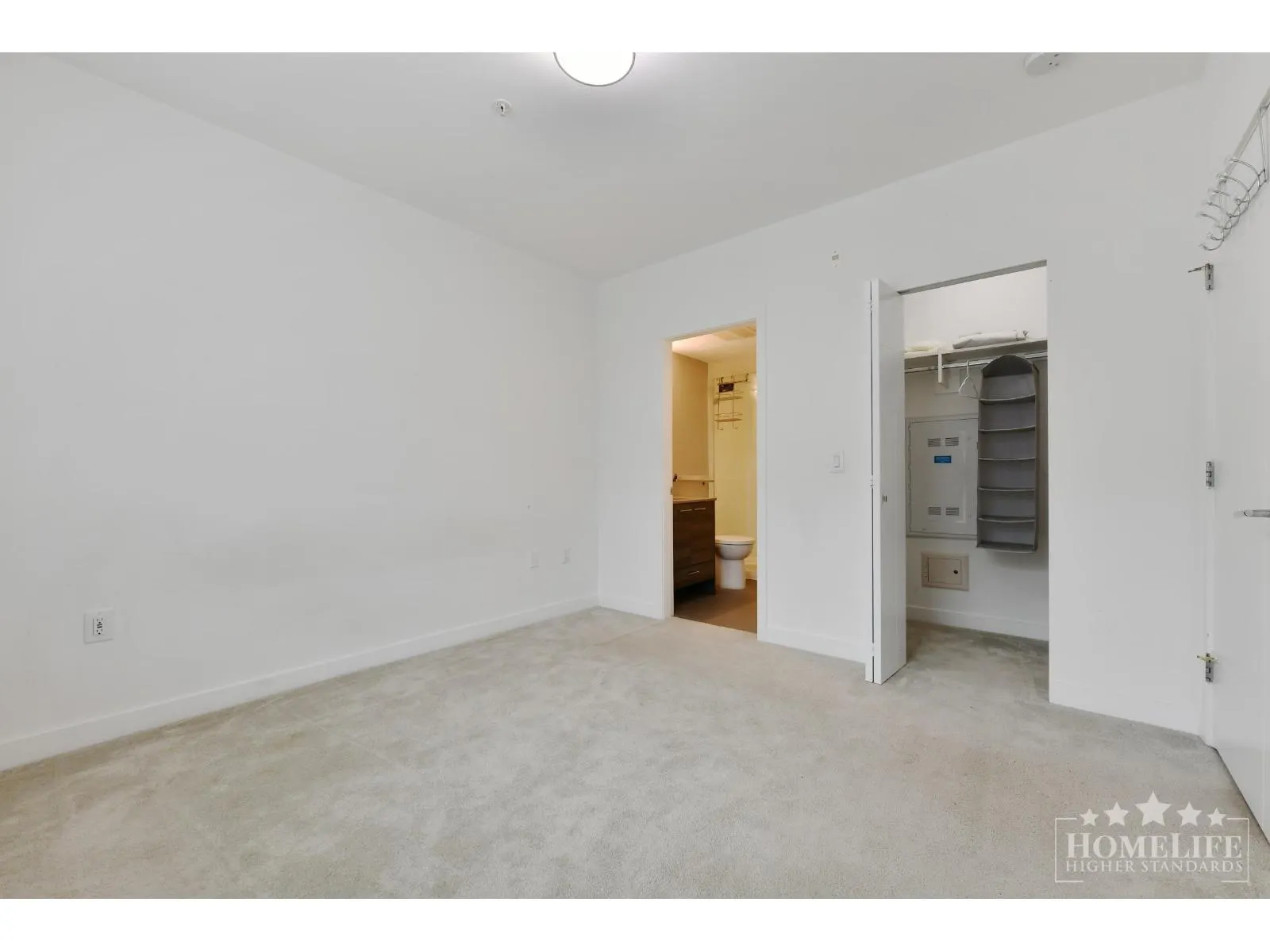 205 13963 105 BOULEVARD