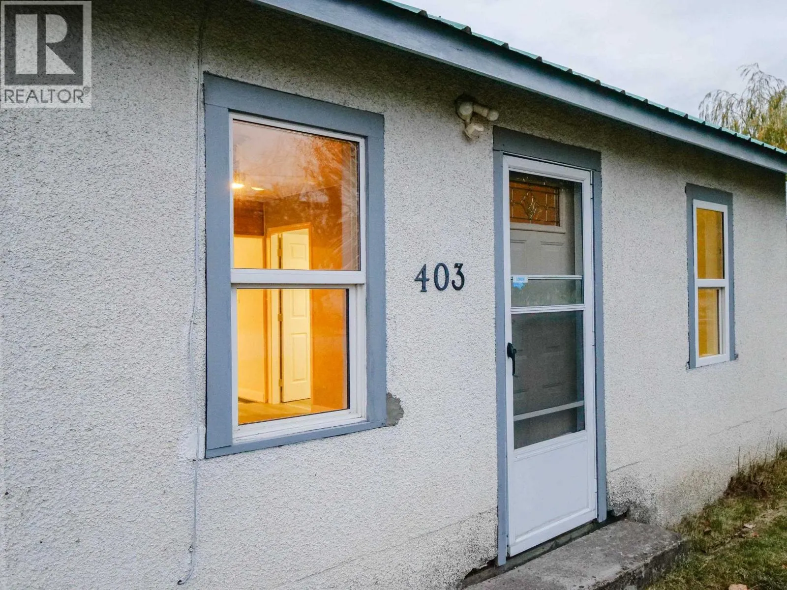 403 HARTLEY STREET