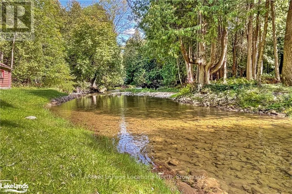 8819 9 COUNTY ROAD