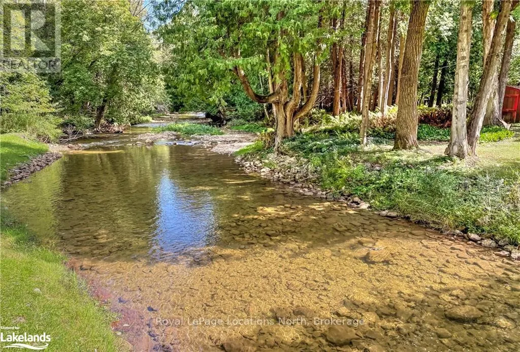 8819 9 COUNTY ROAD