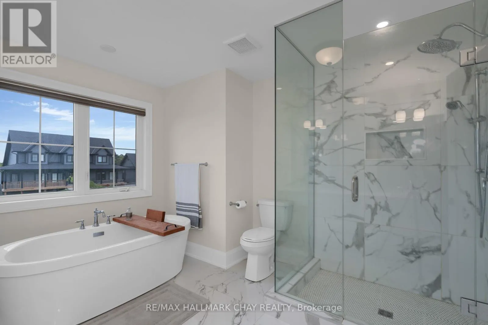 28 THOROUGHBRED DRIVE