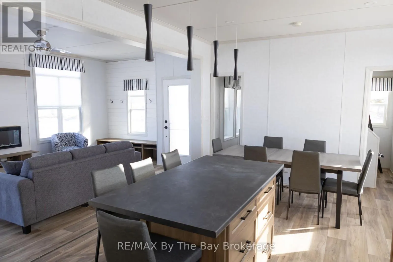 44 - 3282 OGDENS BEACH ROAD, #44