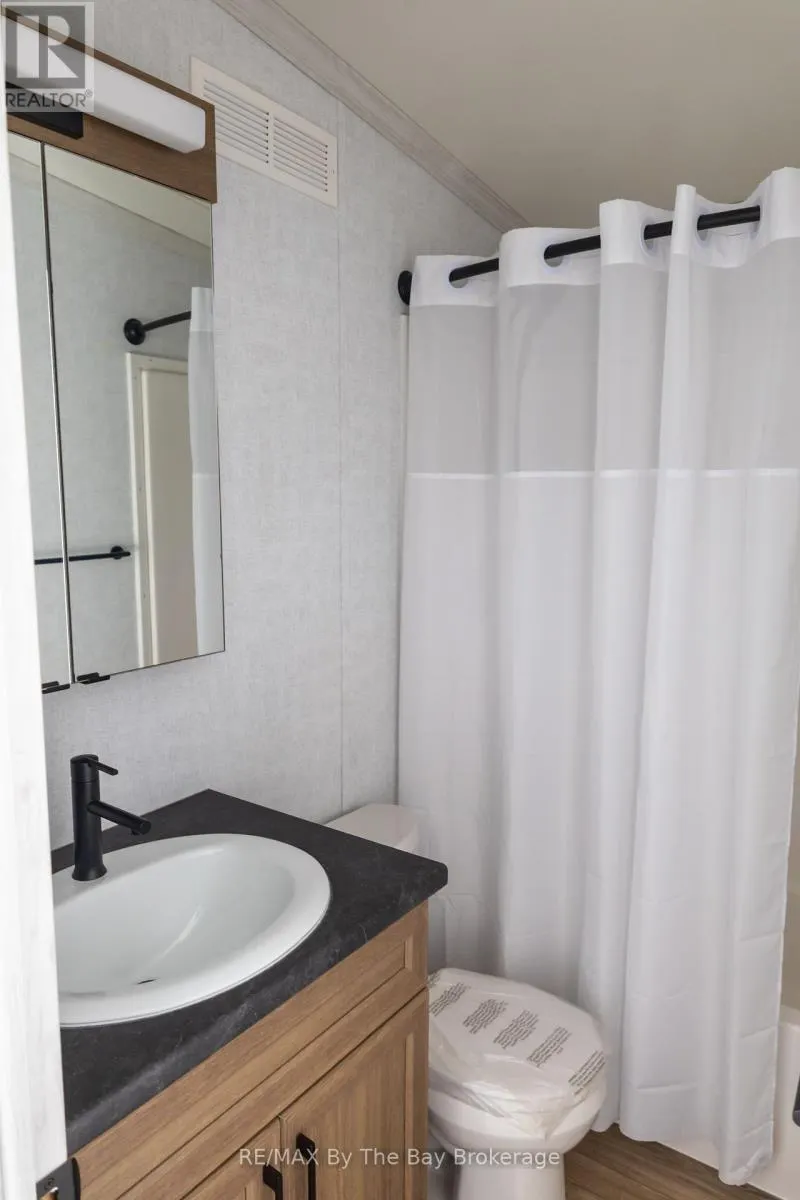 44 - 3282 OGDENS BEACH ROAD, #44