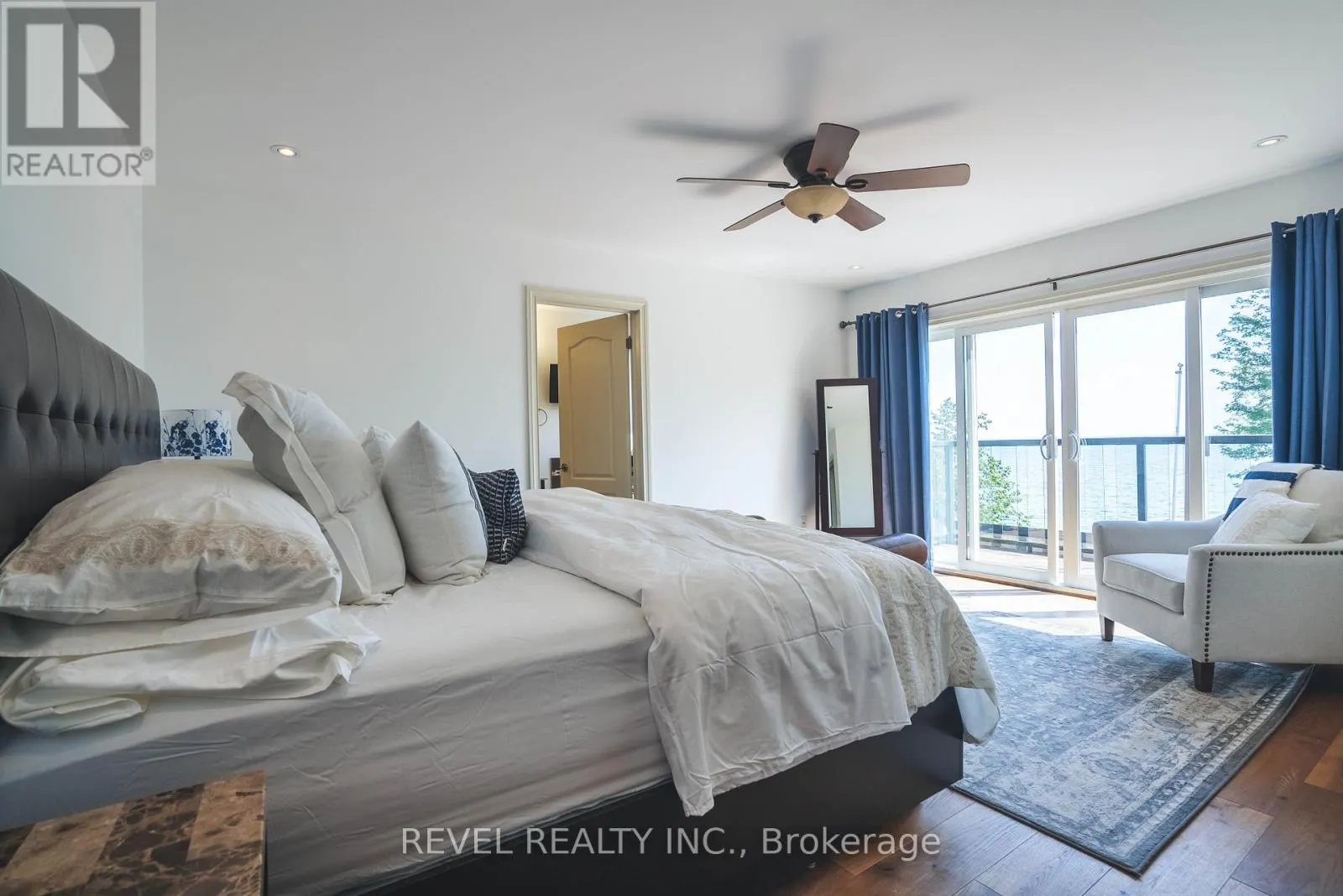 183 LAKESHORE ROAD W