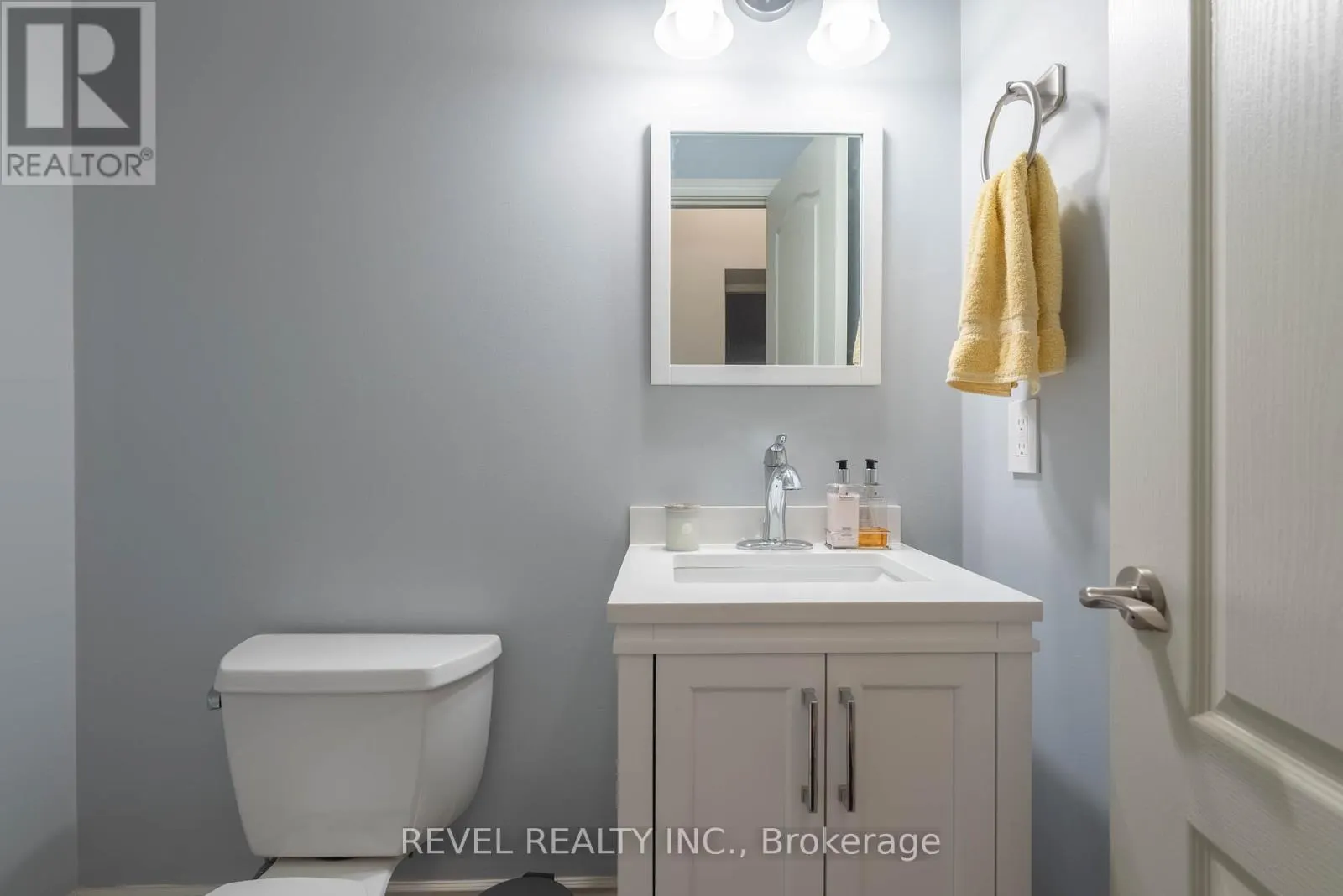 183 LAKESHORE ROAD W