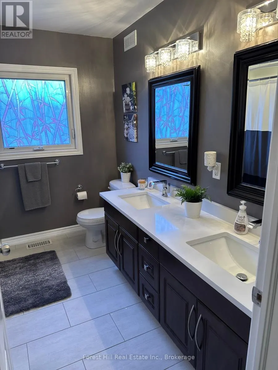 27 GREENGABLES DRIVE