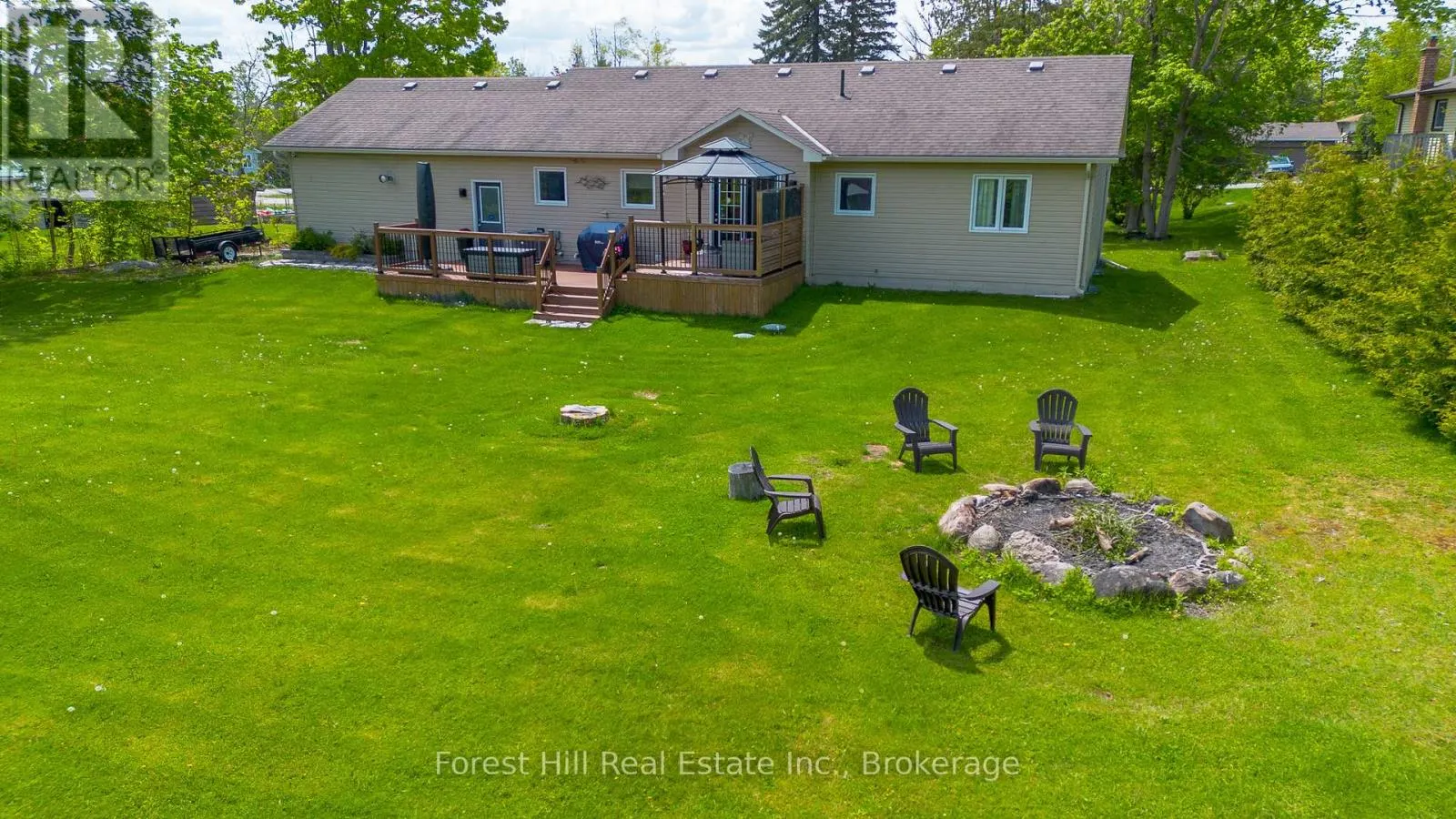 27 GREENGABLES DRIVE