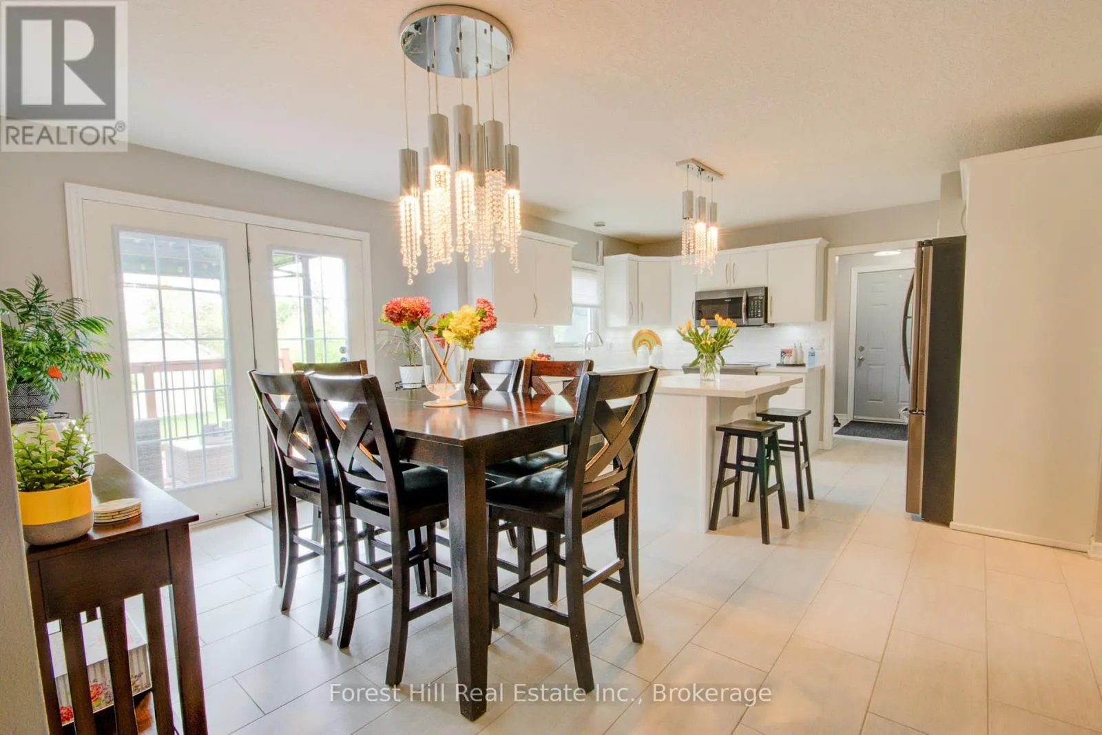 27 GREENGABLES DRIVE