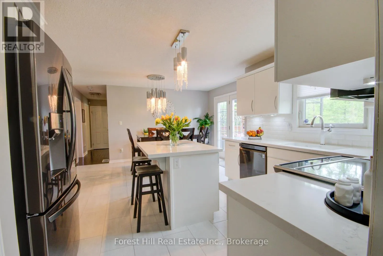 27 GREENGABLES DRIVE