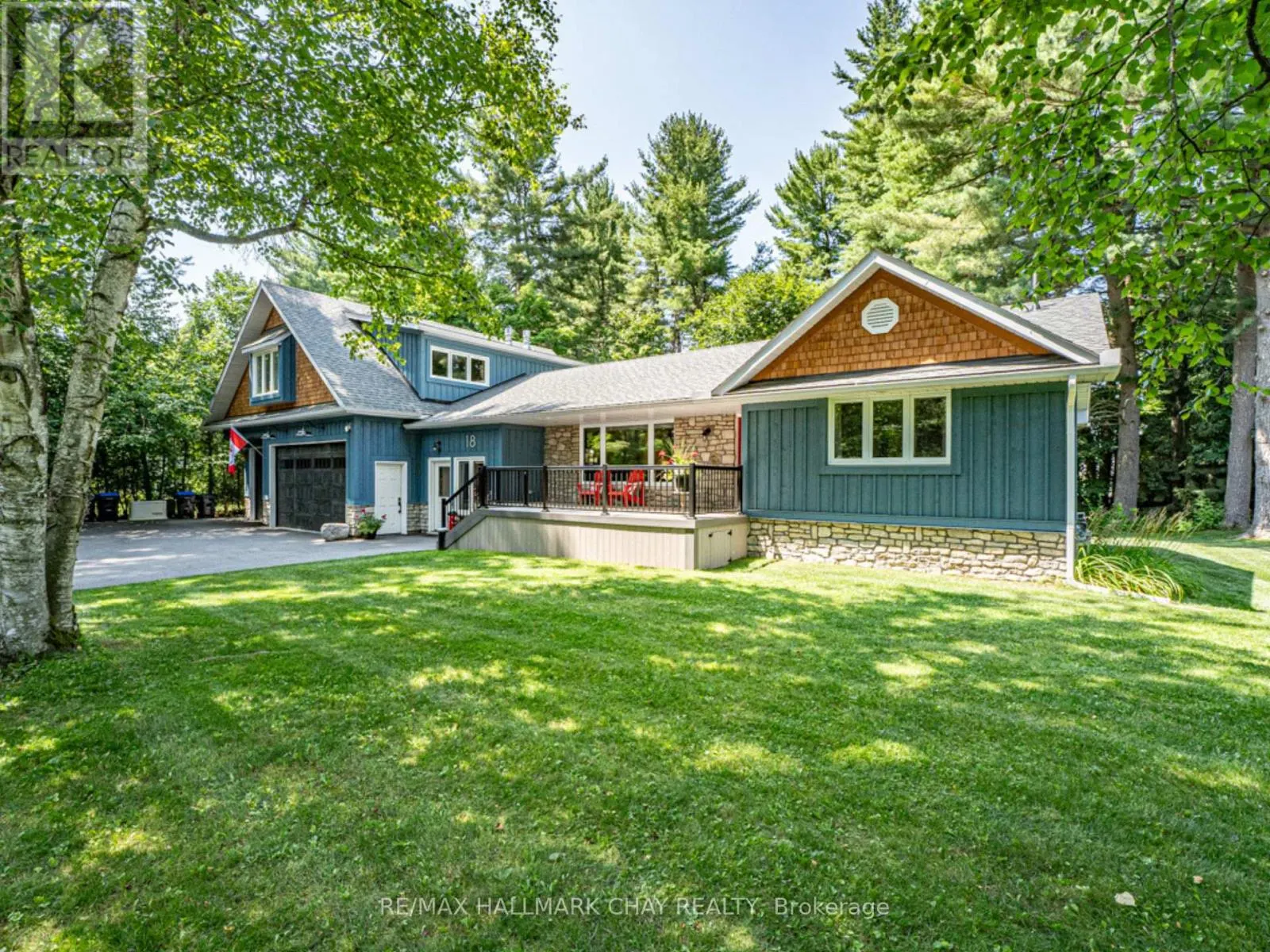 18 LAWRENCE AVENUE