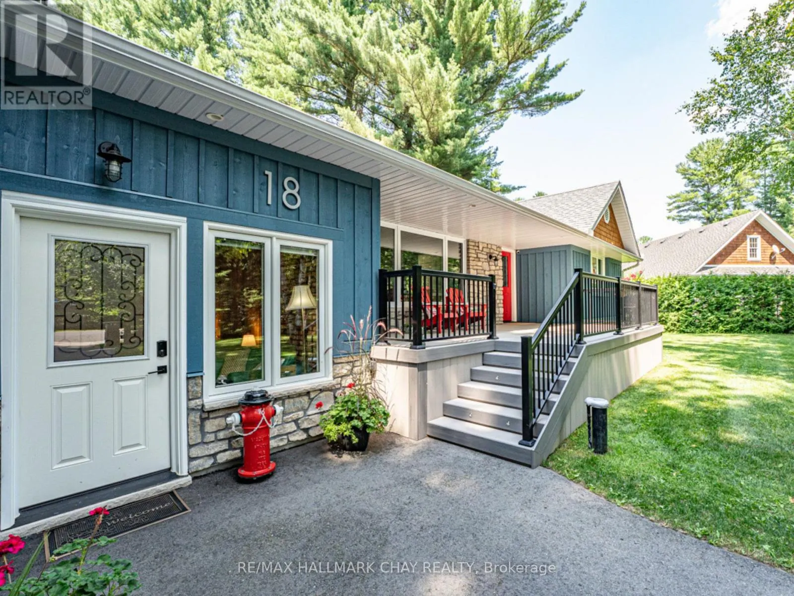 18 LAWRENCE AVENUE