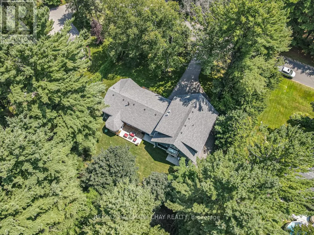 18 LAWRENCE AVENUE