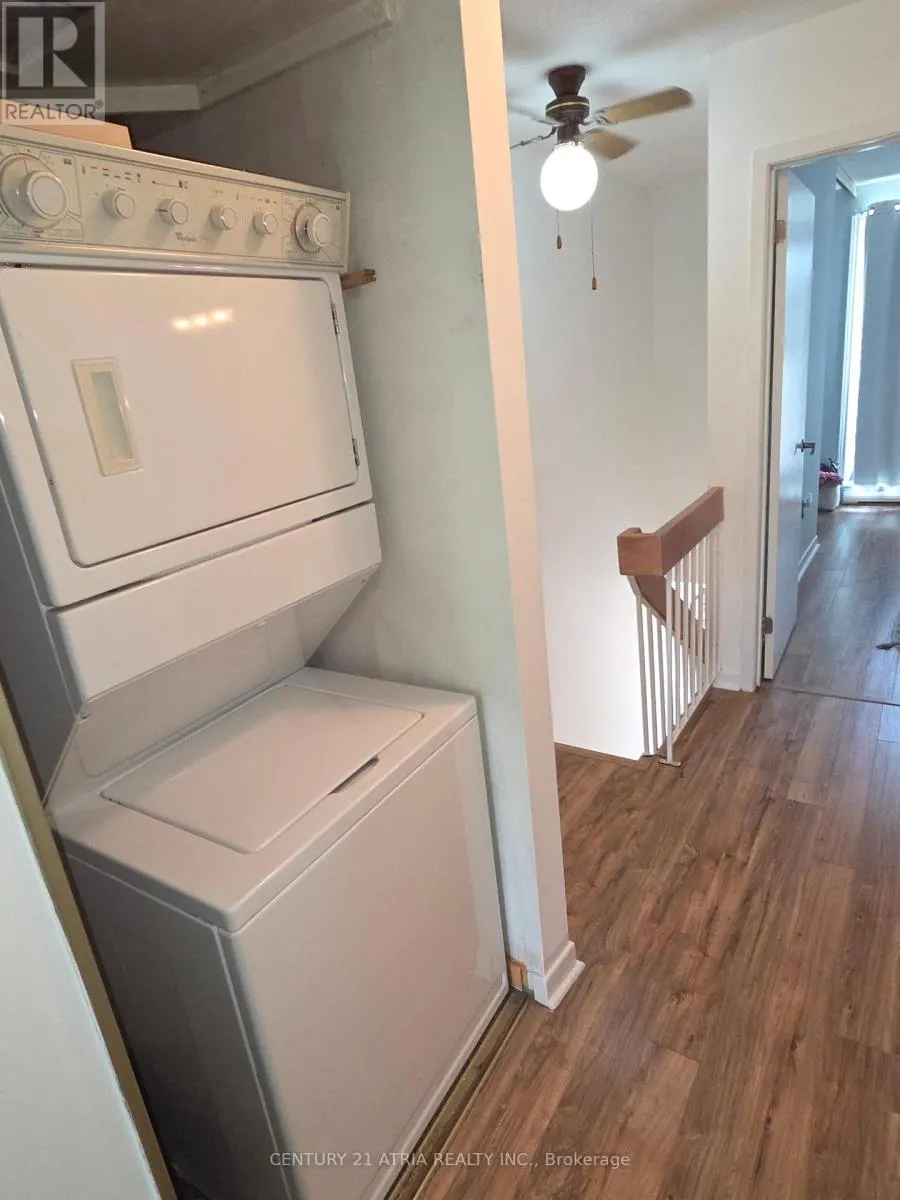 24 - 4 PARADISE BOULEVARD