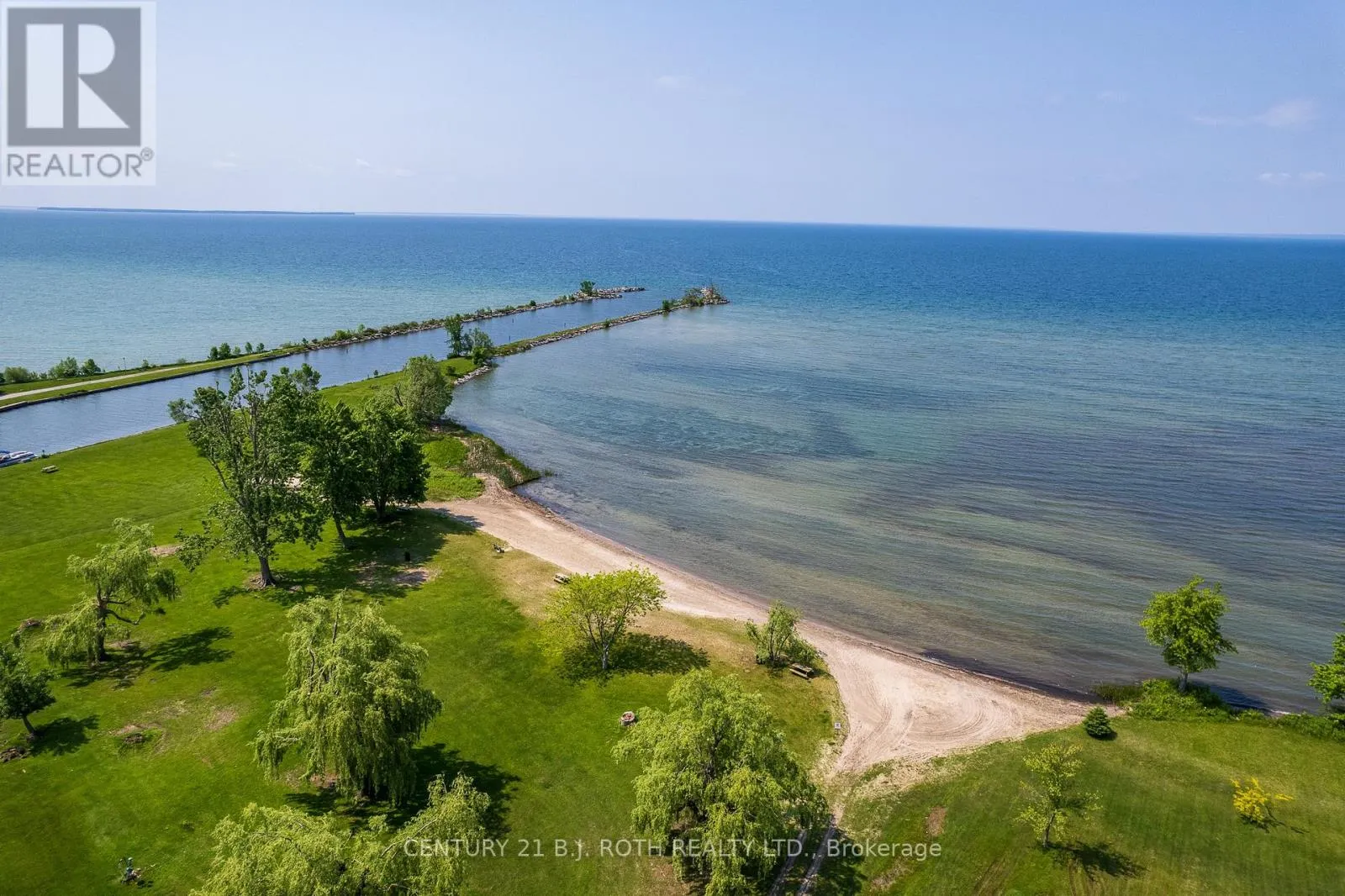 26 - 1 PARADISE BOULEVARD