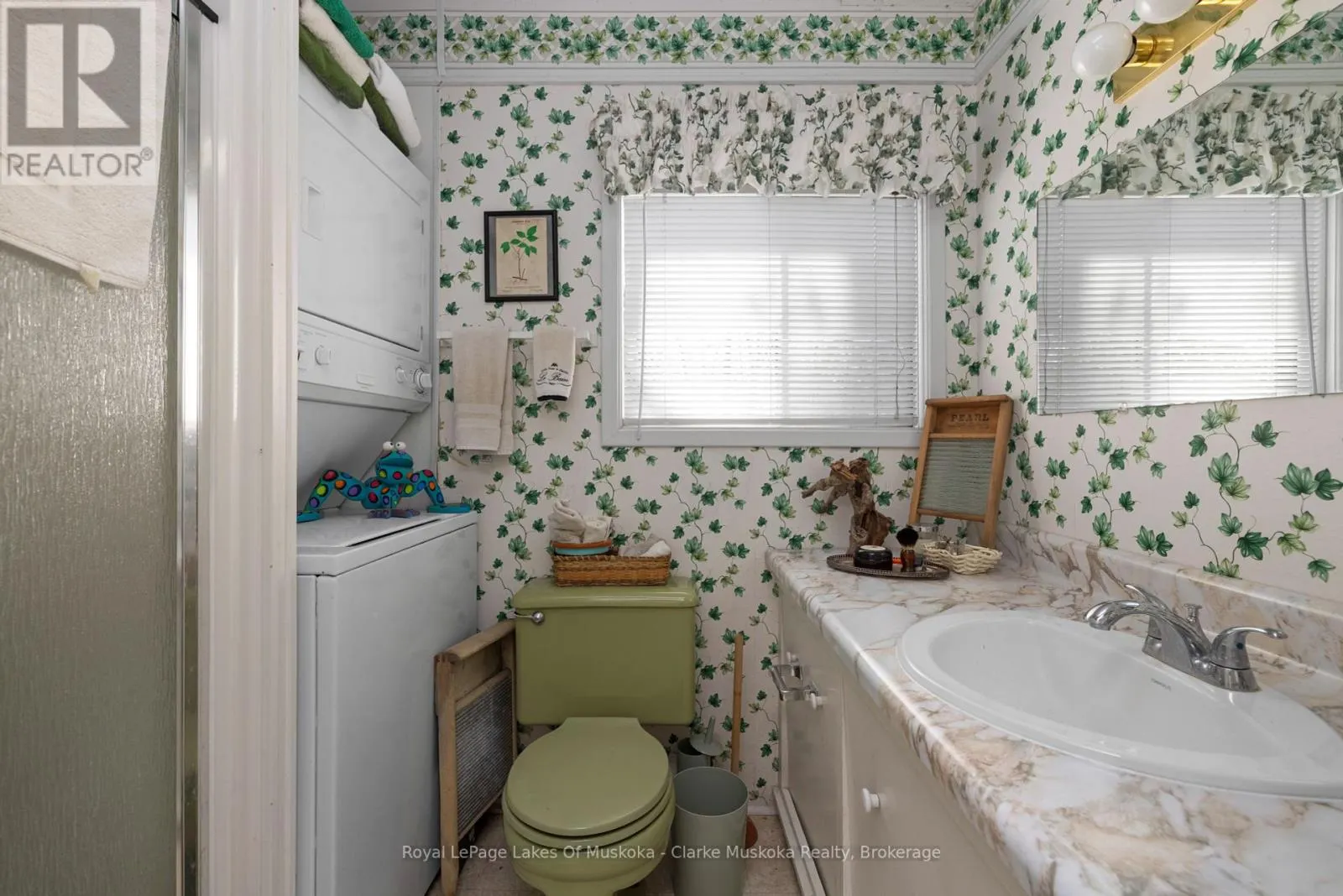 185 WOODLAND TRAIL