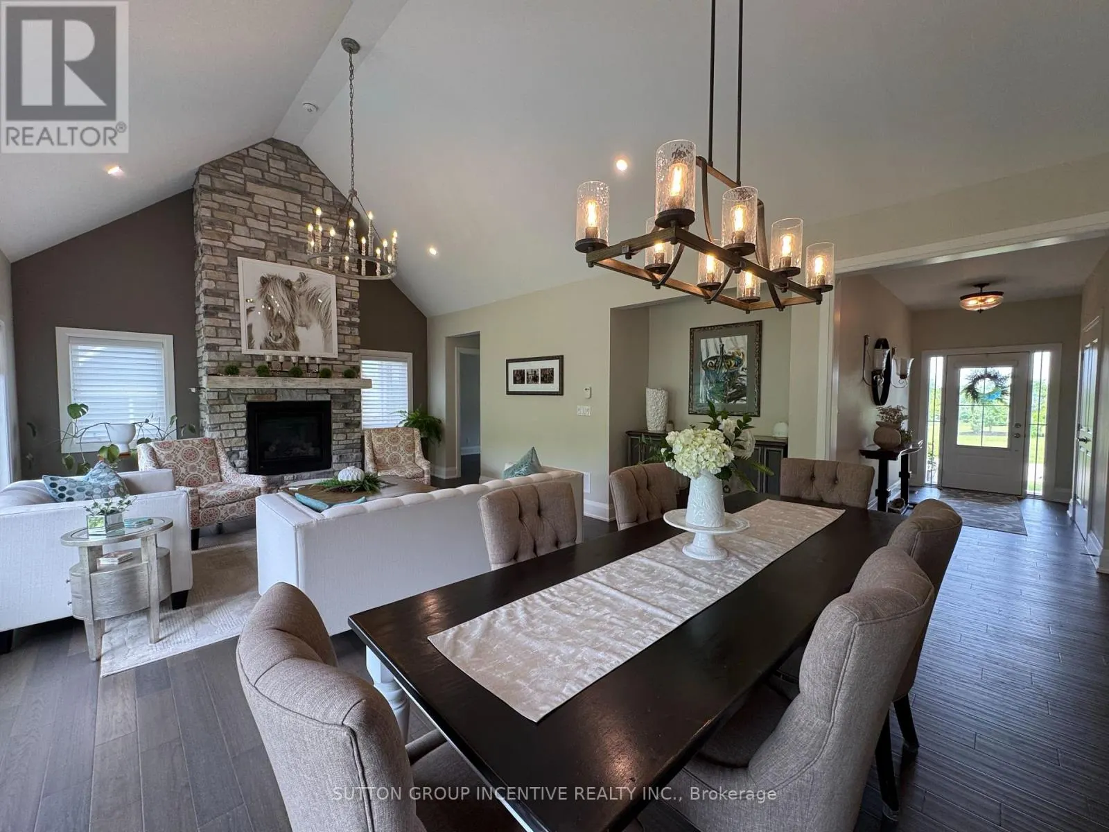 22 THOROUGHBRED DRIVE