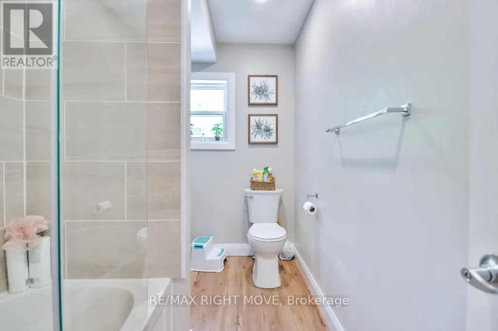 6896 PENTLAND LANE