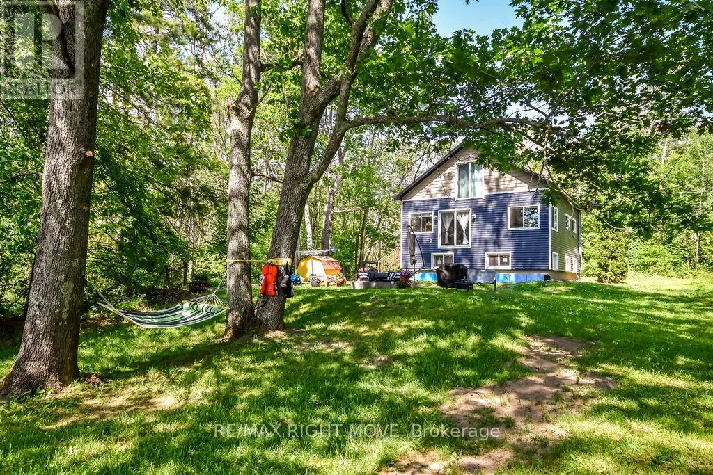 6896 PENTLAND LANE