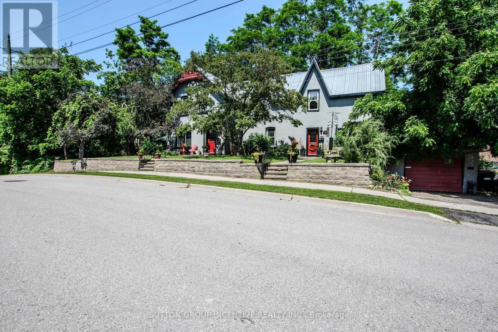 338 GLOUCESTER STREET