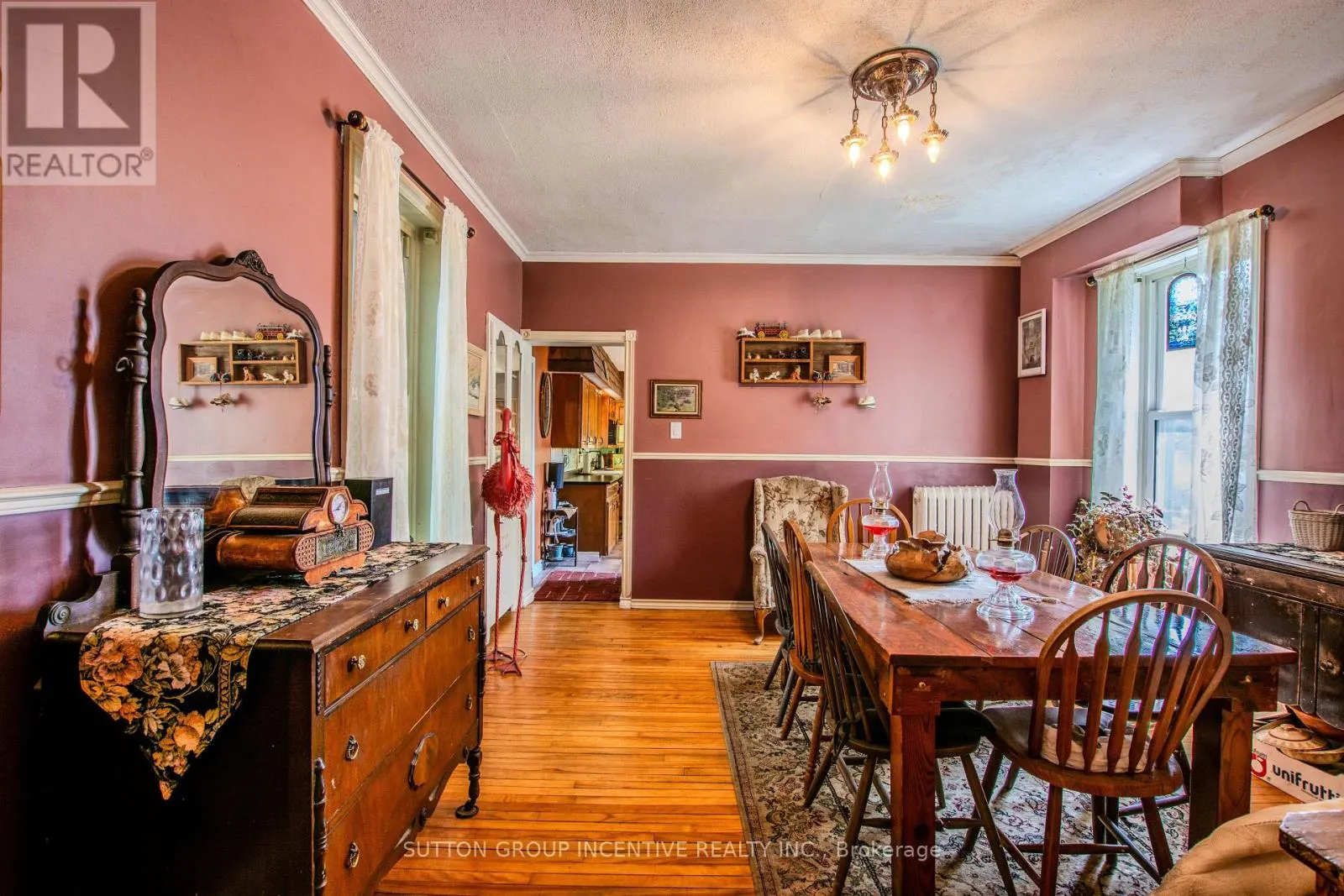 338 GLOUCESTER STREET