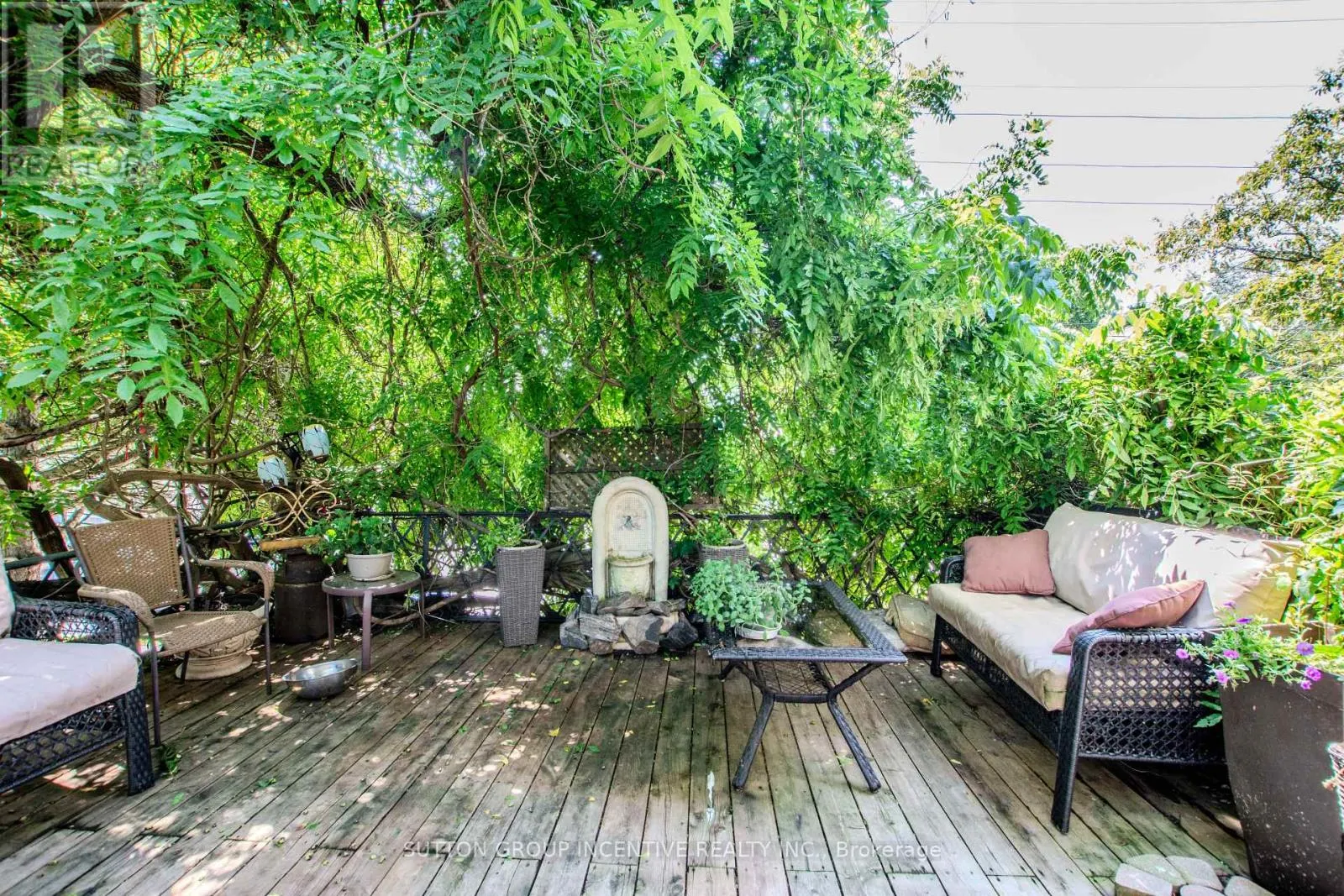 338 GLOUCESTER STREET