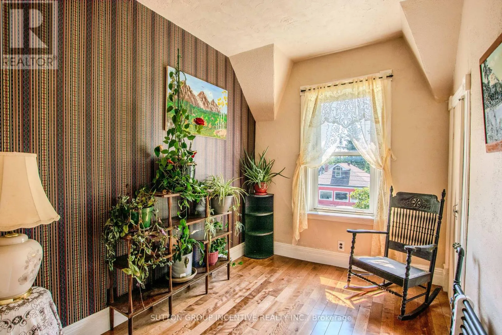 338 GLOUCESTER STREET