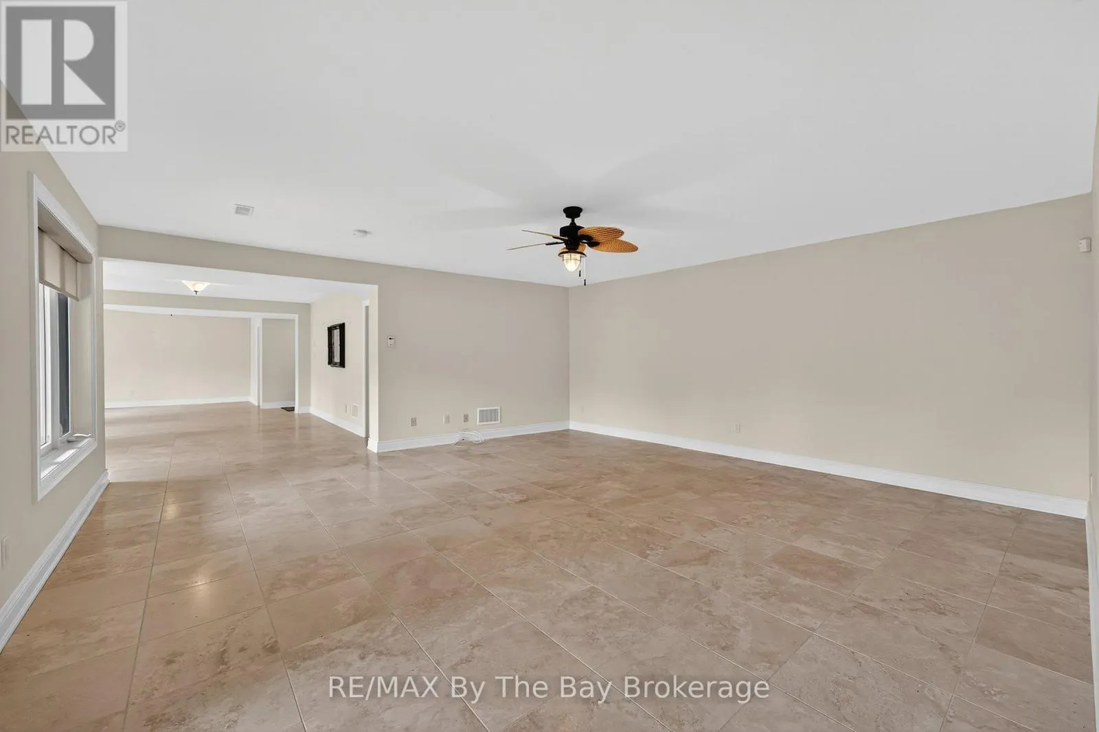 19 OAK LEA BOULEVARD