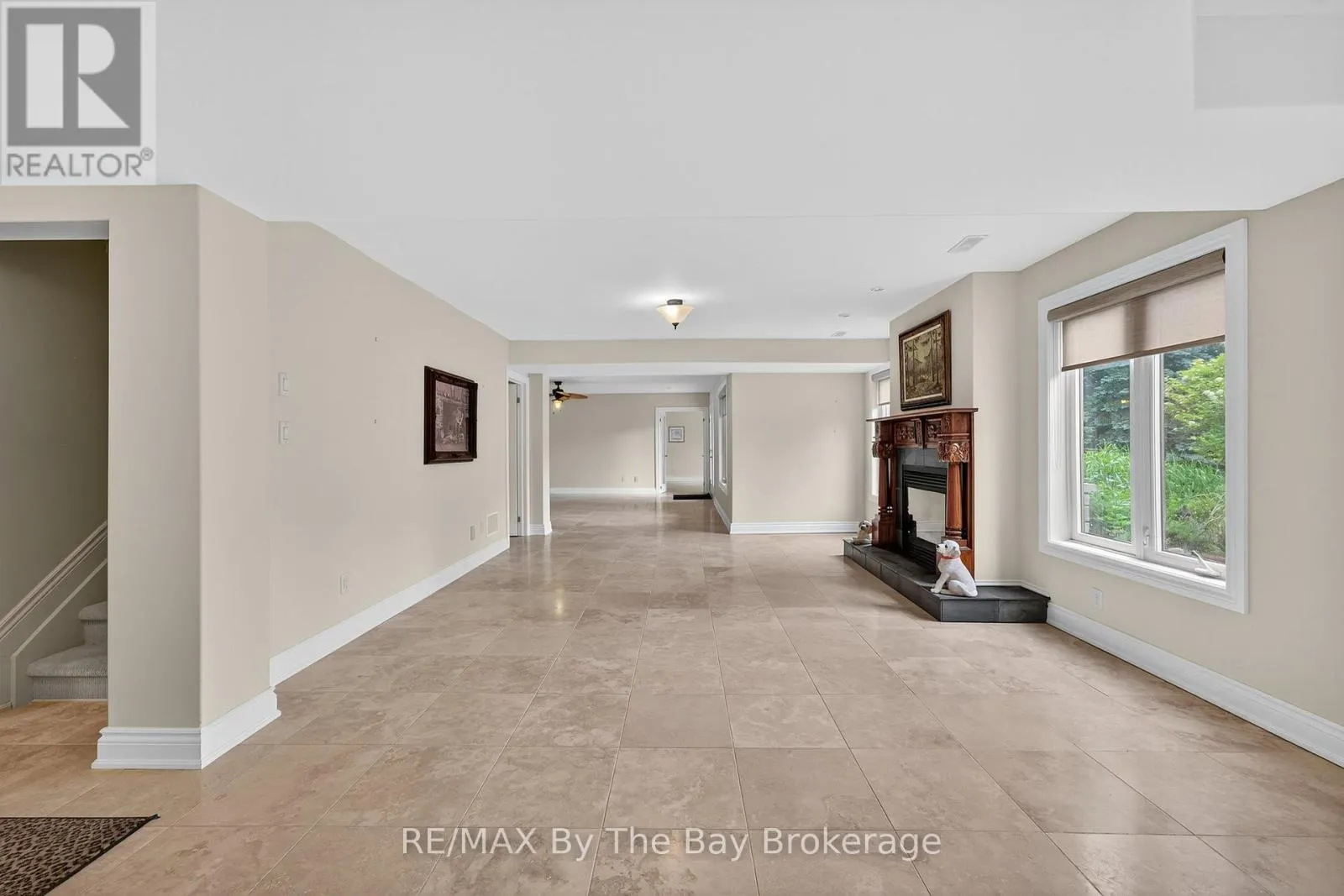 19 OAK LEA BOULEVARD