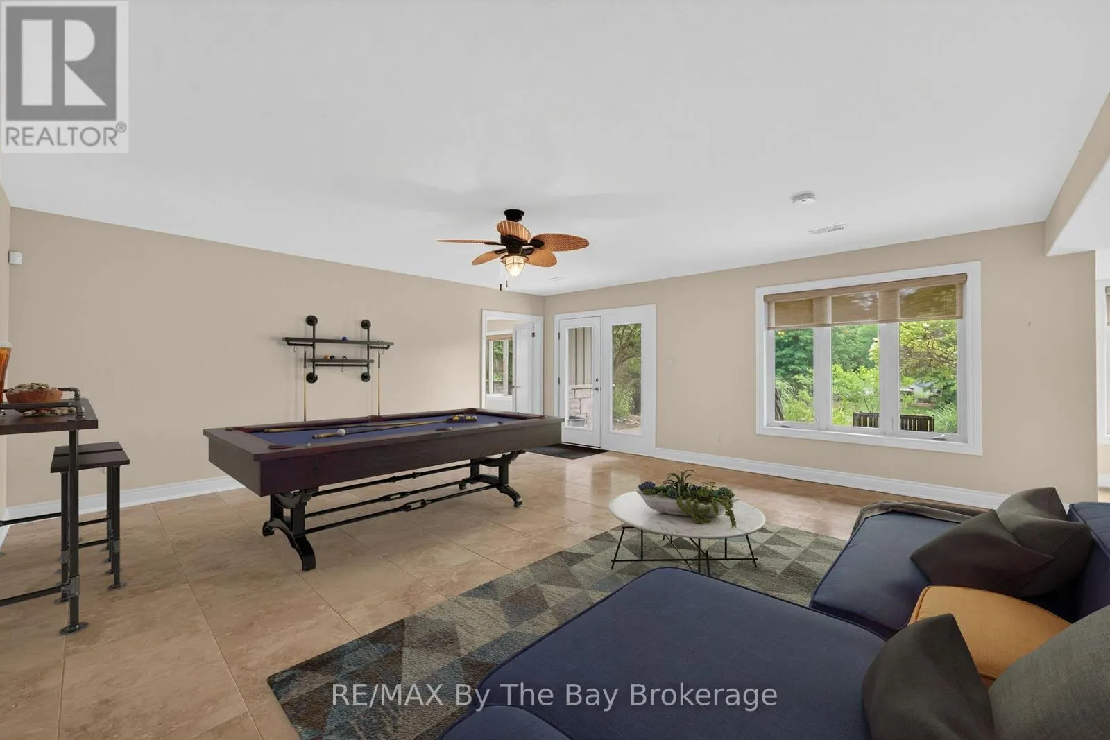 19 OAK LEA BOULEVARD