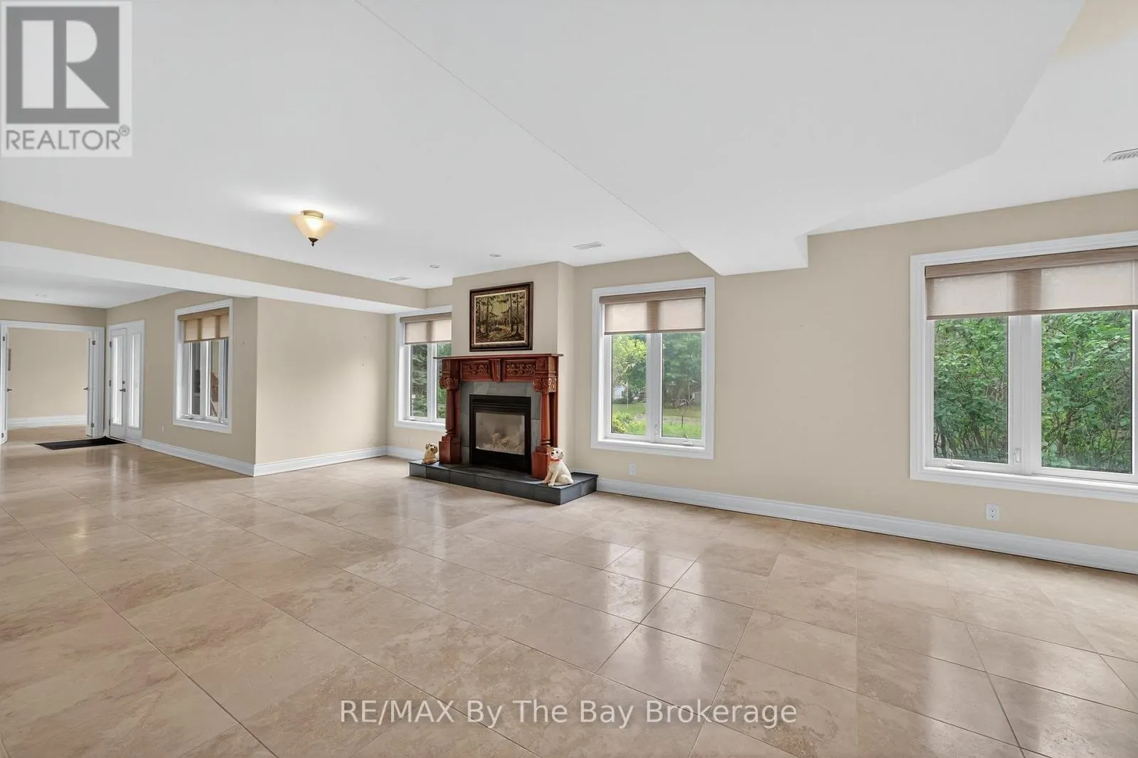 19 OAK LEA BOULEVARD