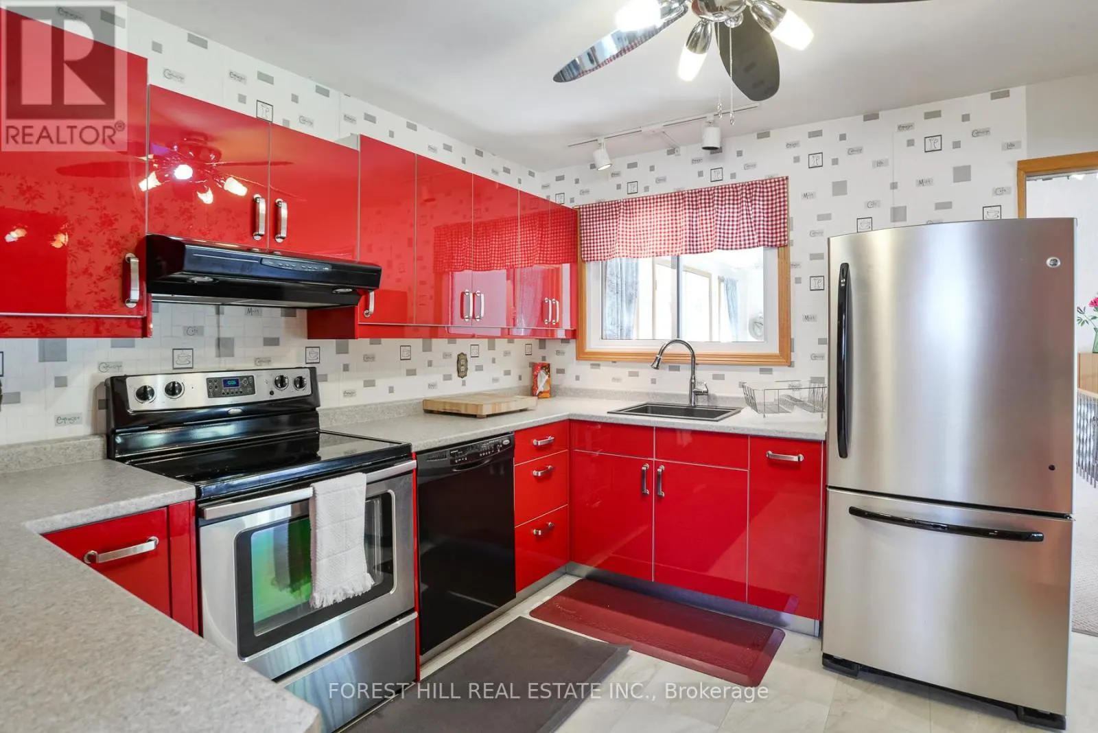 35 OLD INDIAN TRAIL