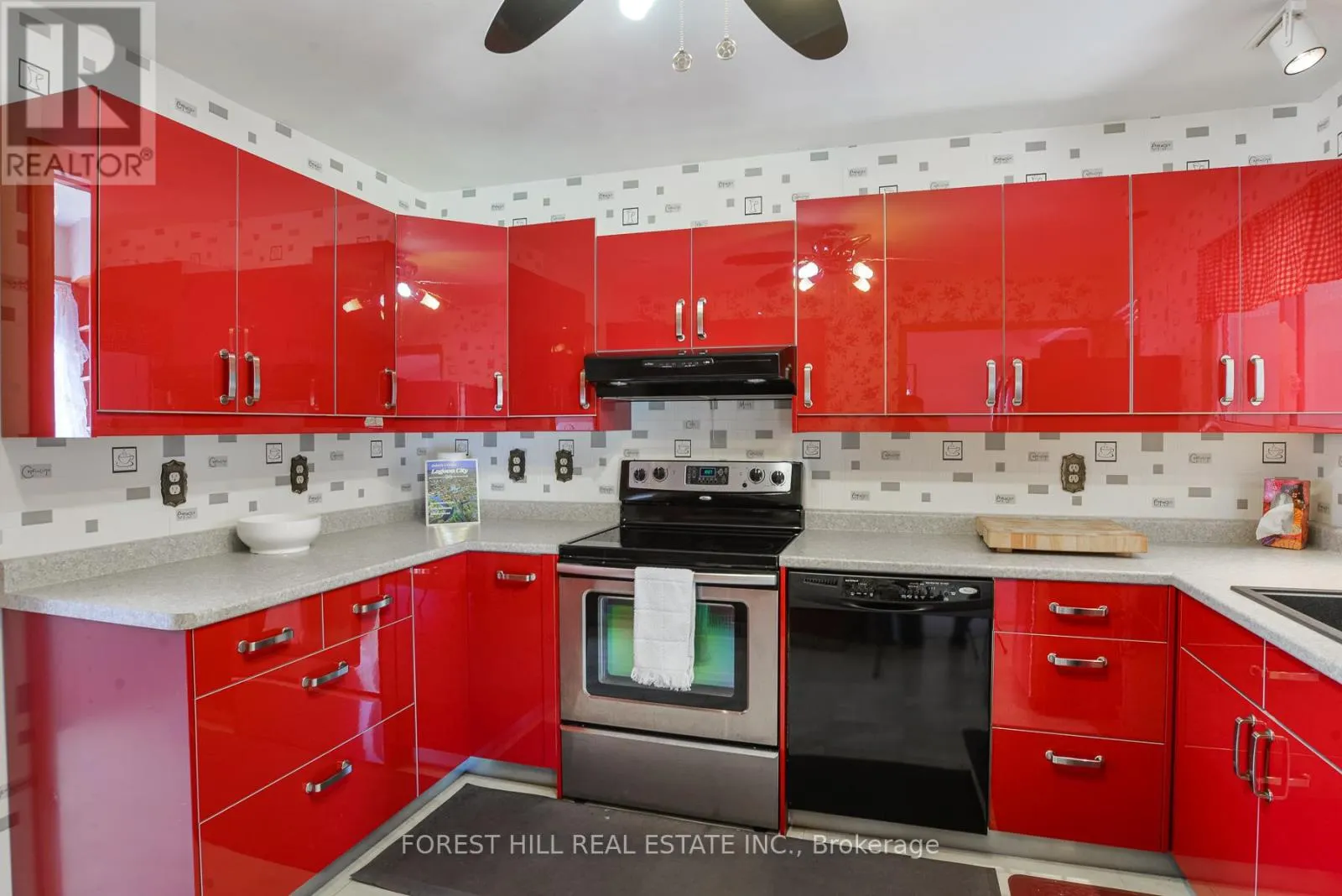35 OLD INDIAN TRAIL