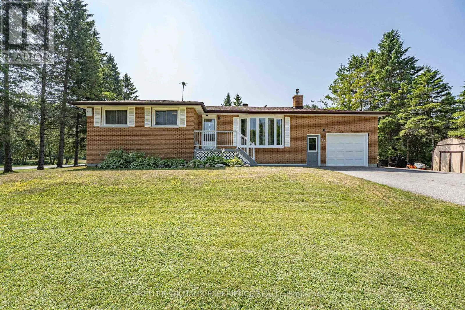 25 LAMERS CRESCENT