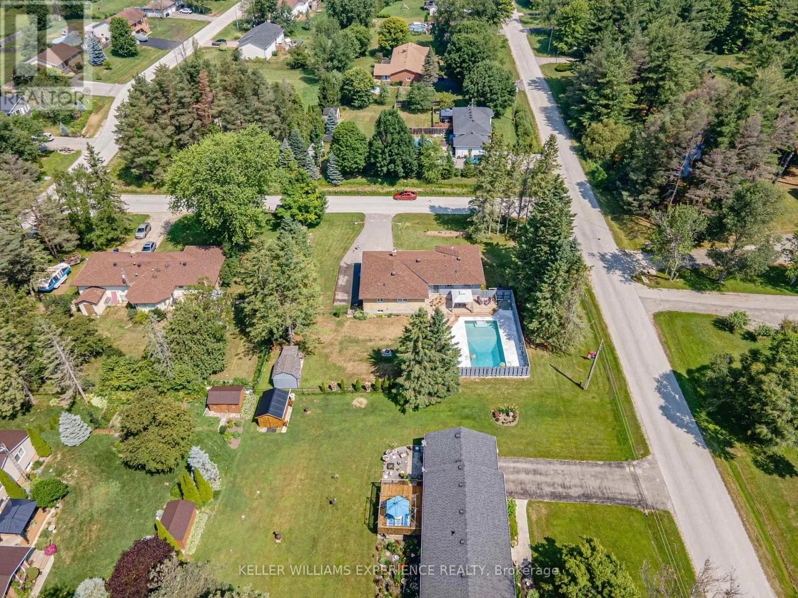 25 LAMERS CRESCENT