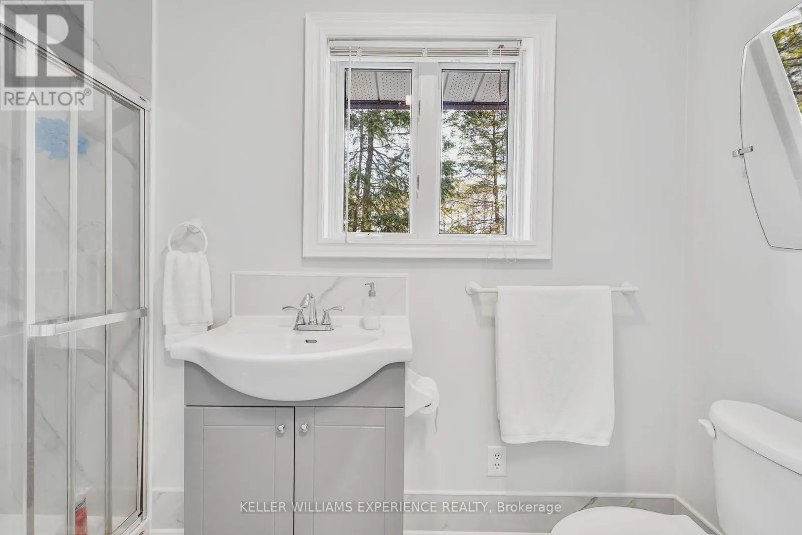 25 LAMERS CRESCENT