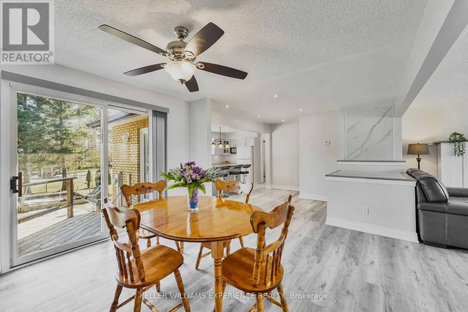 25 LAMERS CRESCENT