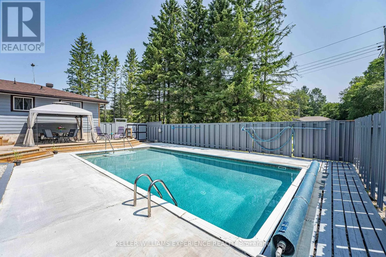25 LAMERS CRESCENT