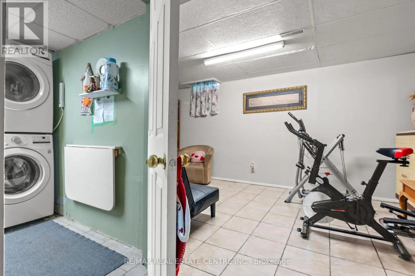 77 - 778 WILLIAM STREET E