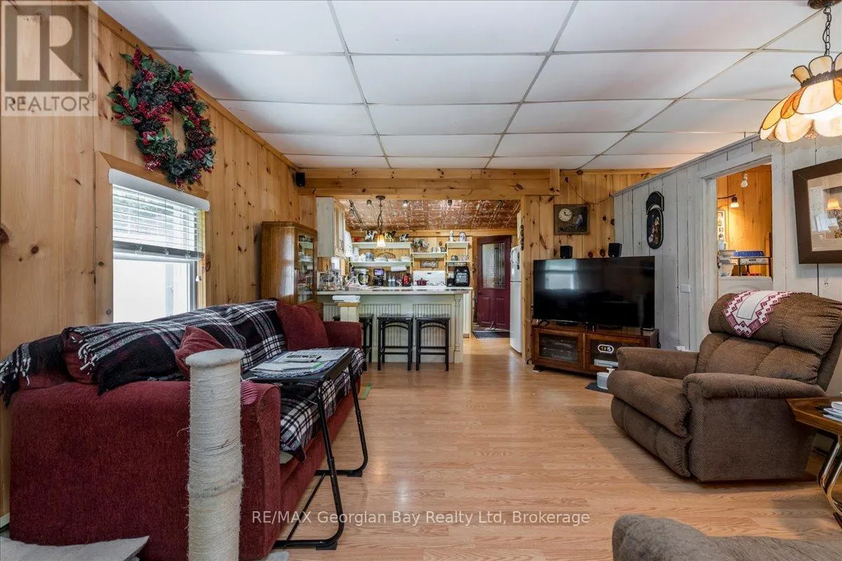 21 GRANDVIEW ROAD