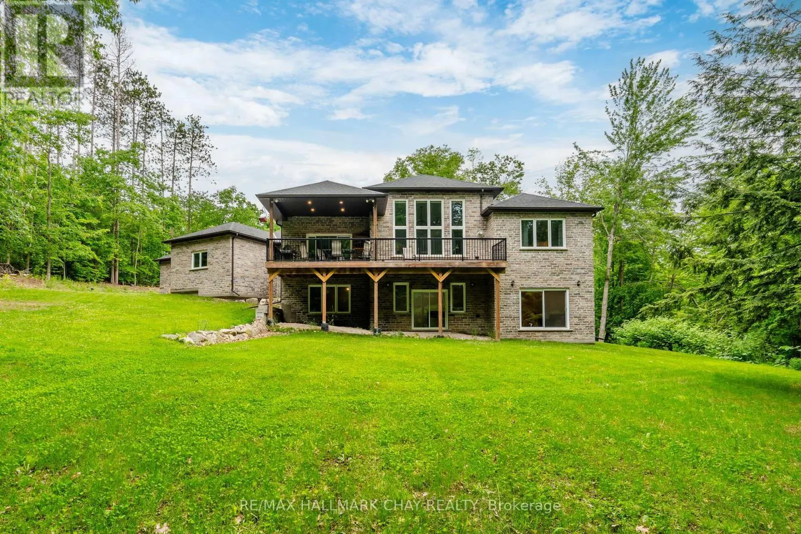 2 TIMBERLAND COURT S