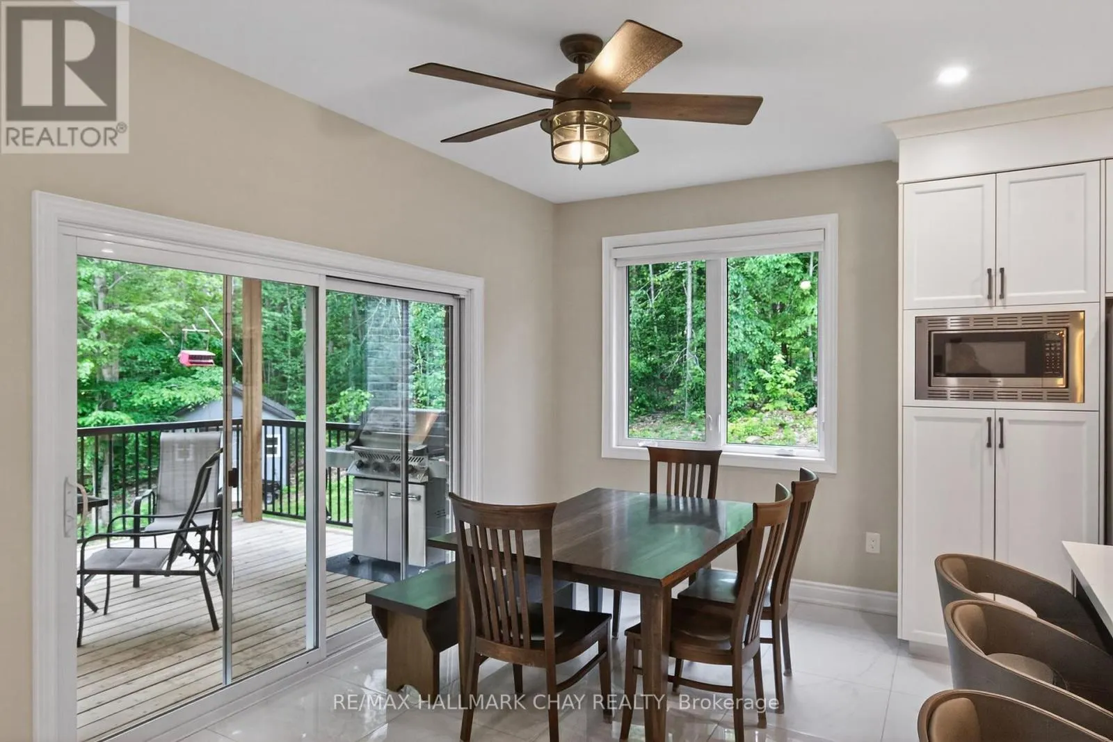 2 TIMBERLAND COURT S